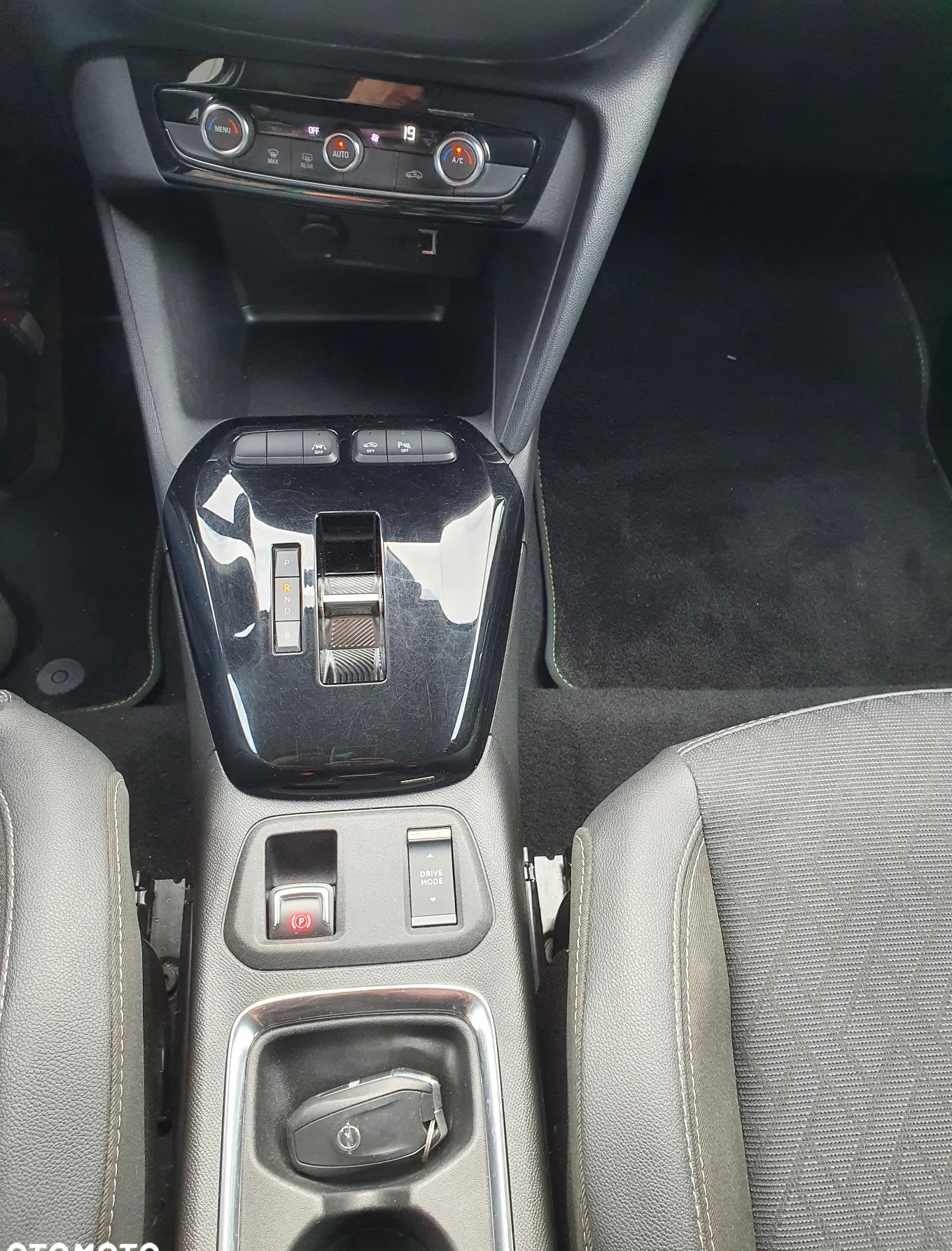 Opel Corsa cena 87800 przebieg: 25000, rok produkcji 2022 z Warszawa małe 211